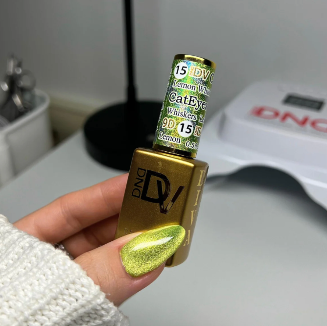 DND CAT EYE GEL #15