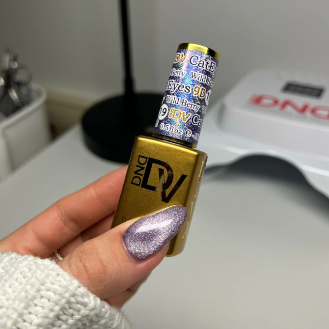 DND CAT EYE GEL #19