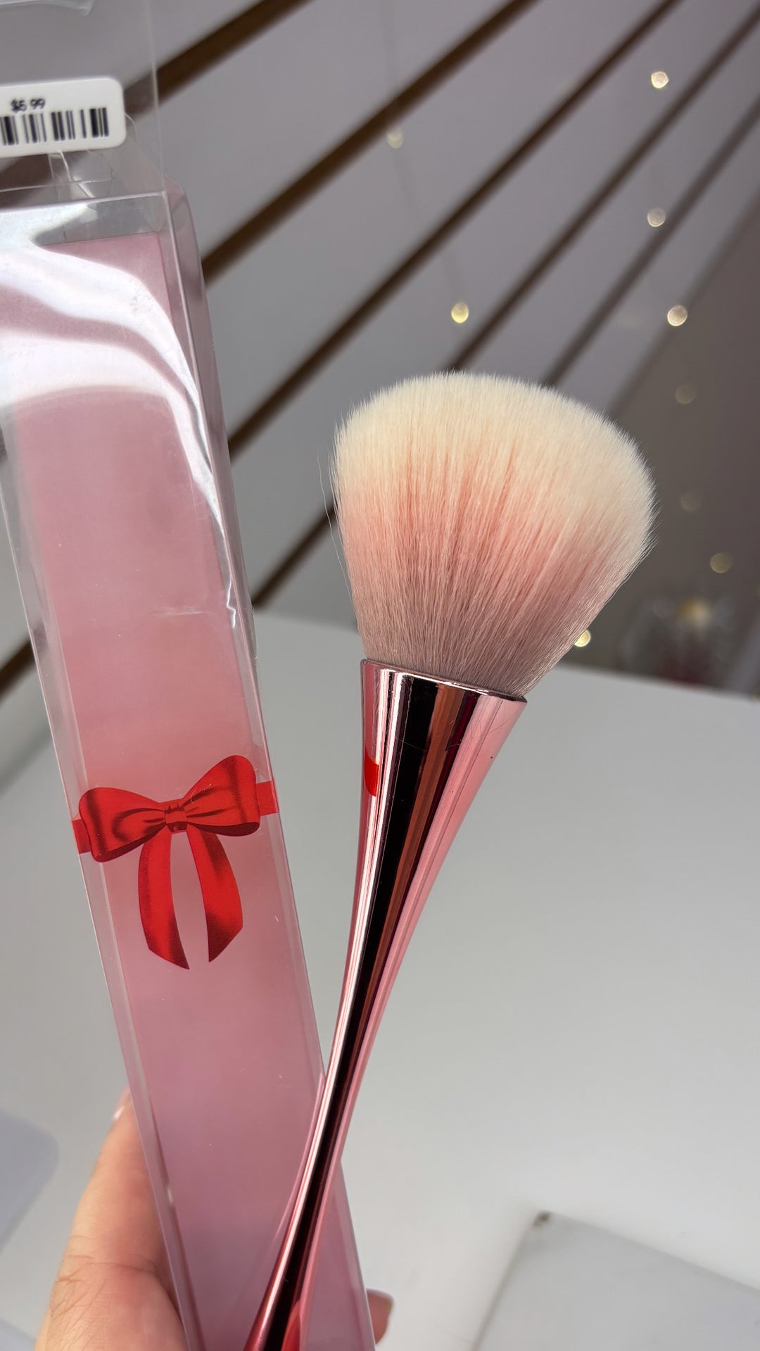 ROSE GOLD OMBRE DUST BRUSH