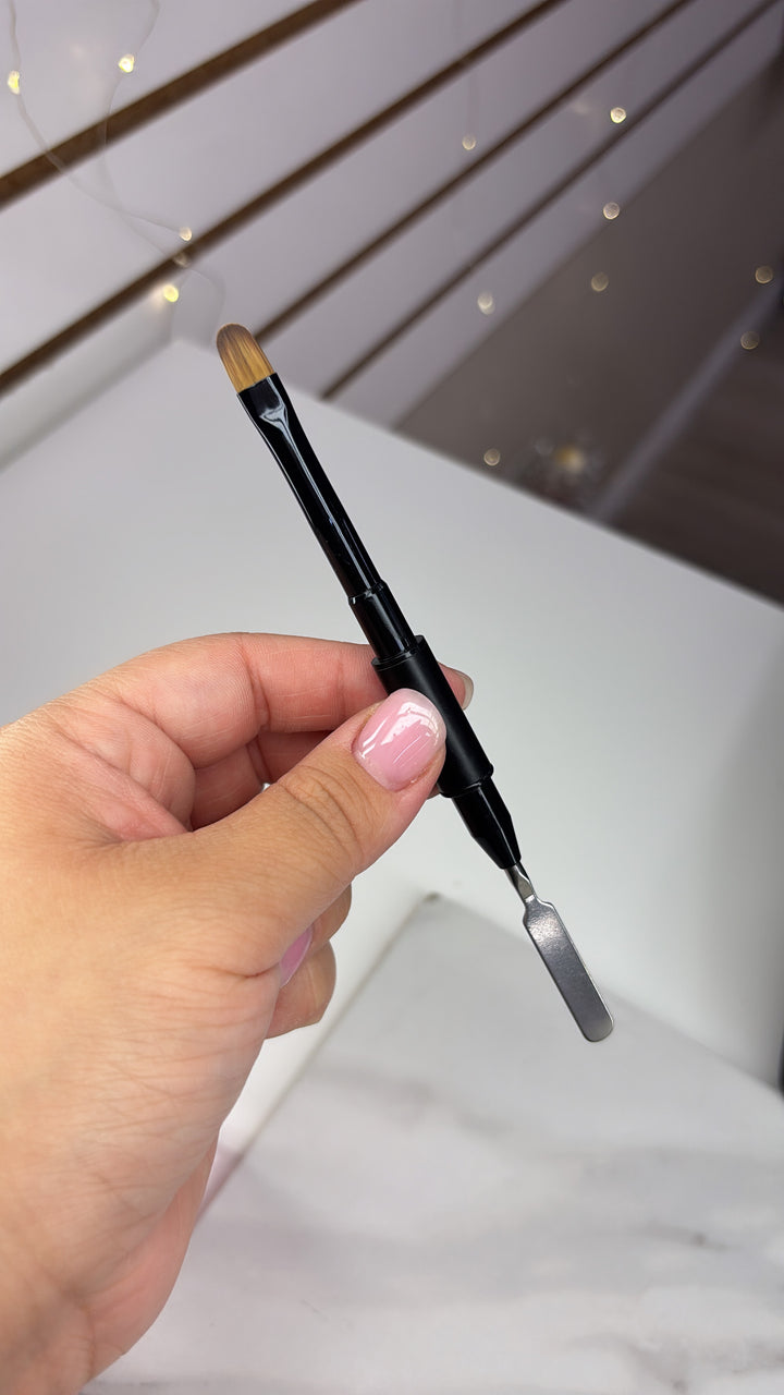 DOUBLE ENDED GEL BRUSH + SPATULA MATTE BLACK