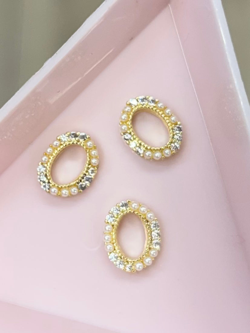 QUALITY NAIL CHARM