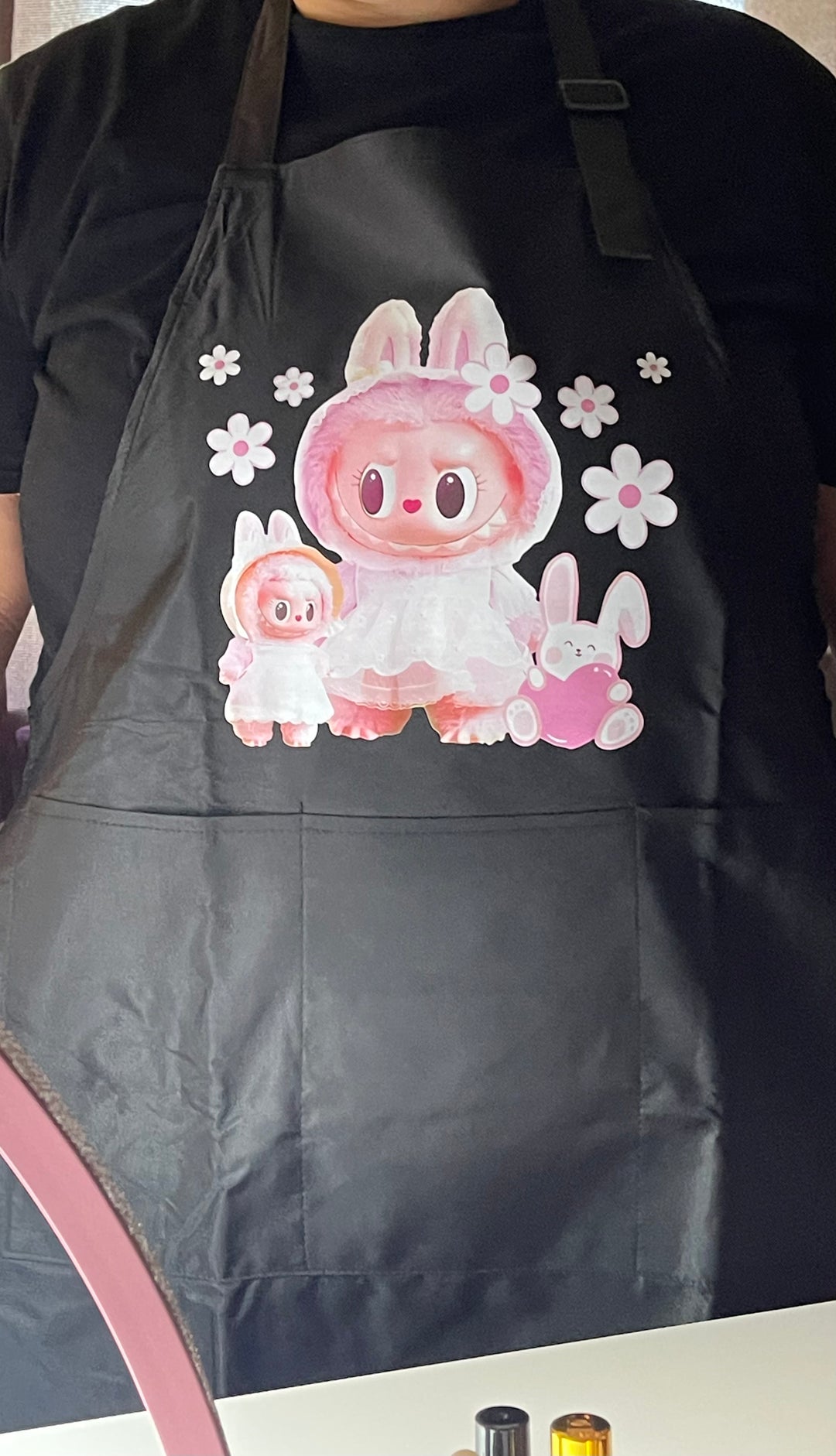 WHITE APRON