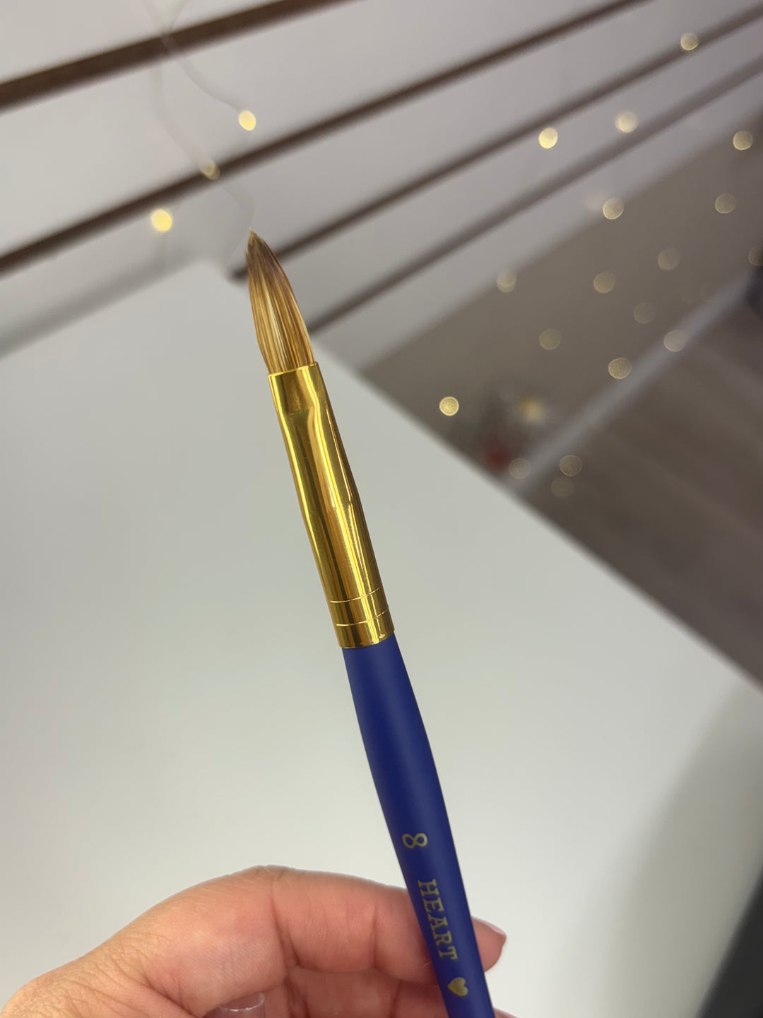 BLUE SPADE ACRYLIC BRUSH #8