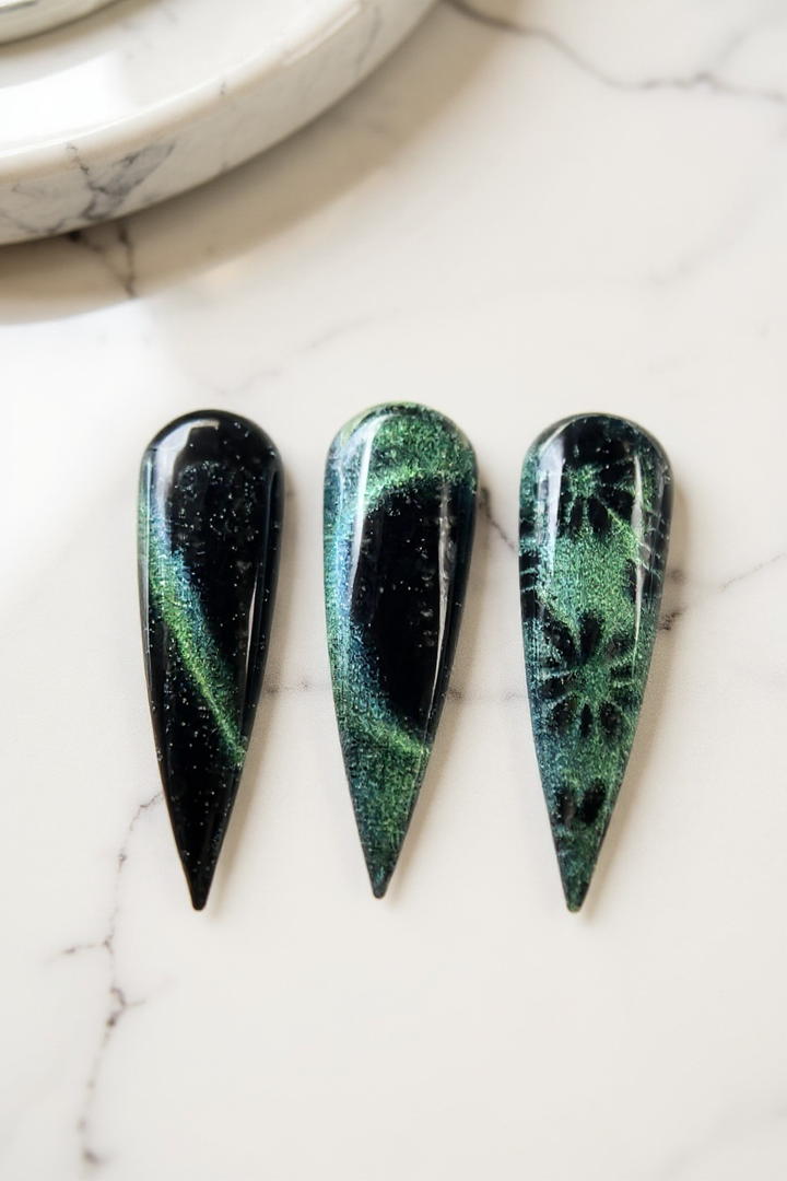 A.G.A 9D CAT EYE GEL #1