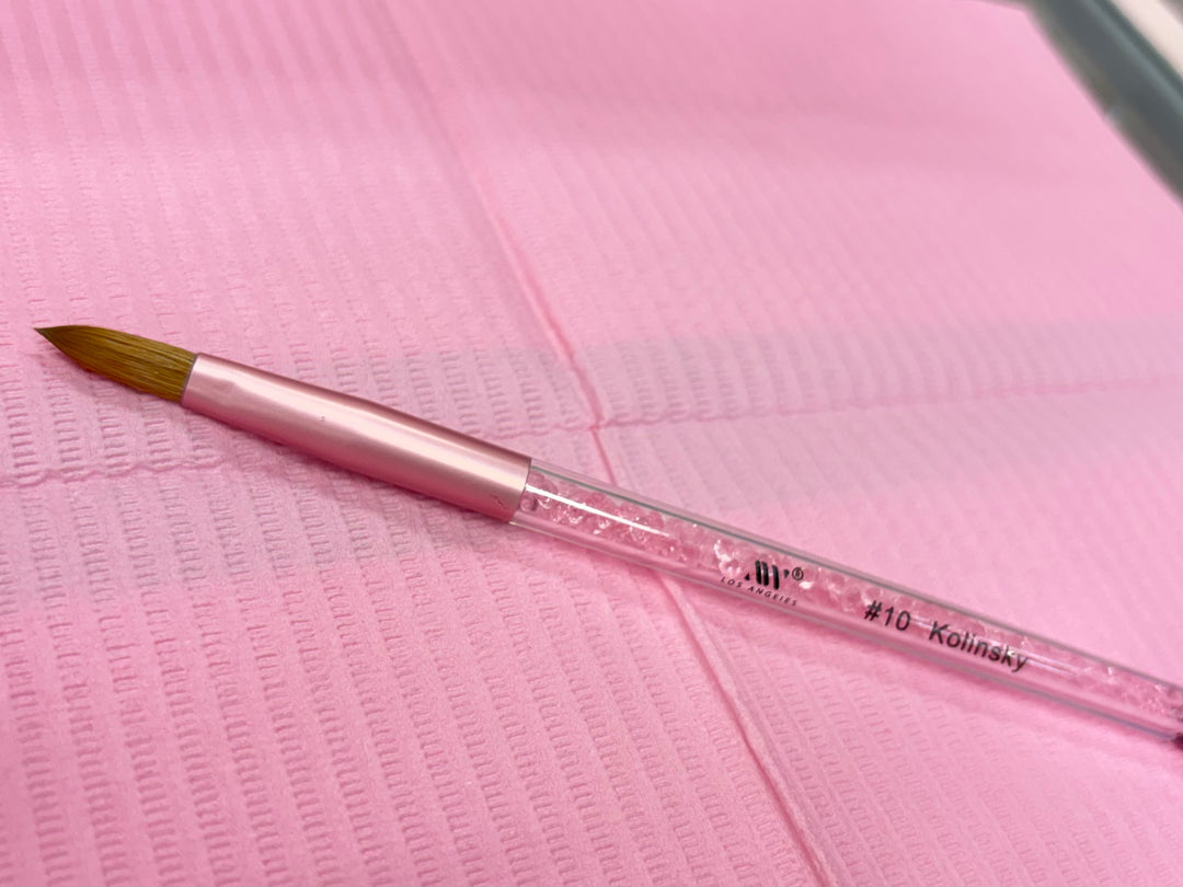 AGILAWOOOD SIZE 10 PINCHED ACRYLIC BRUSH