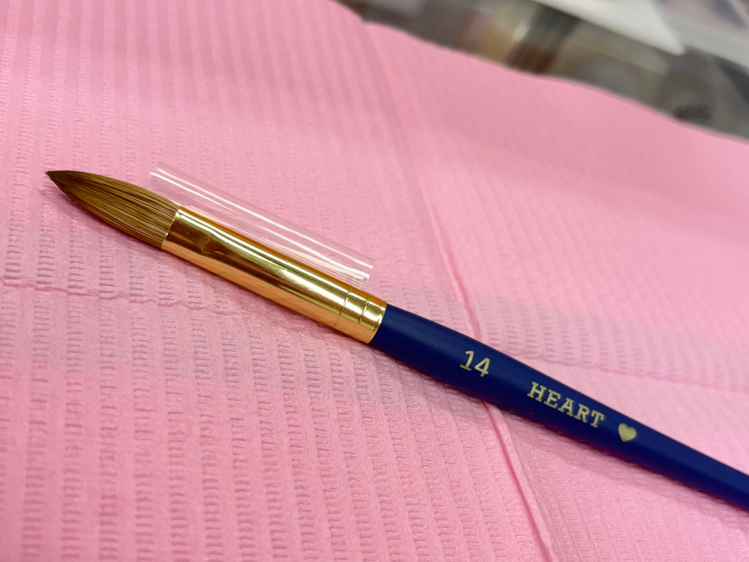 SIZE 14 BLUE HEART KOLINSKY ACRLIC BRUSH