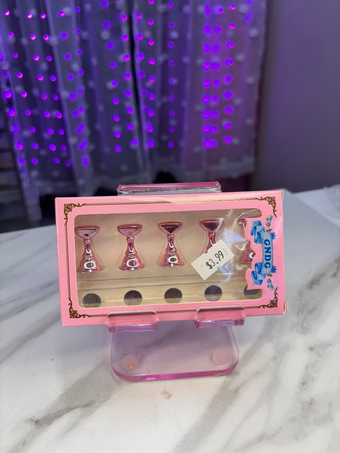 PINK PRESS ON NAIL STAND