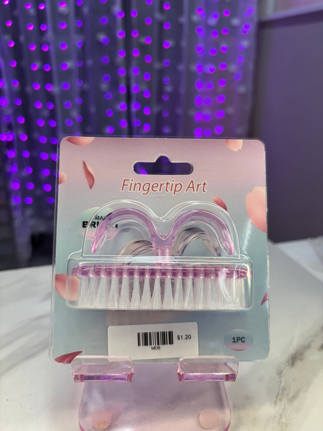 LARGE PINK MANICURE BRUSH