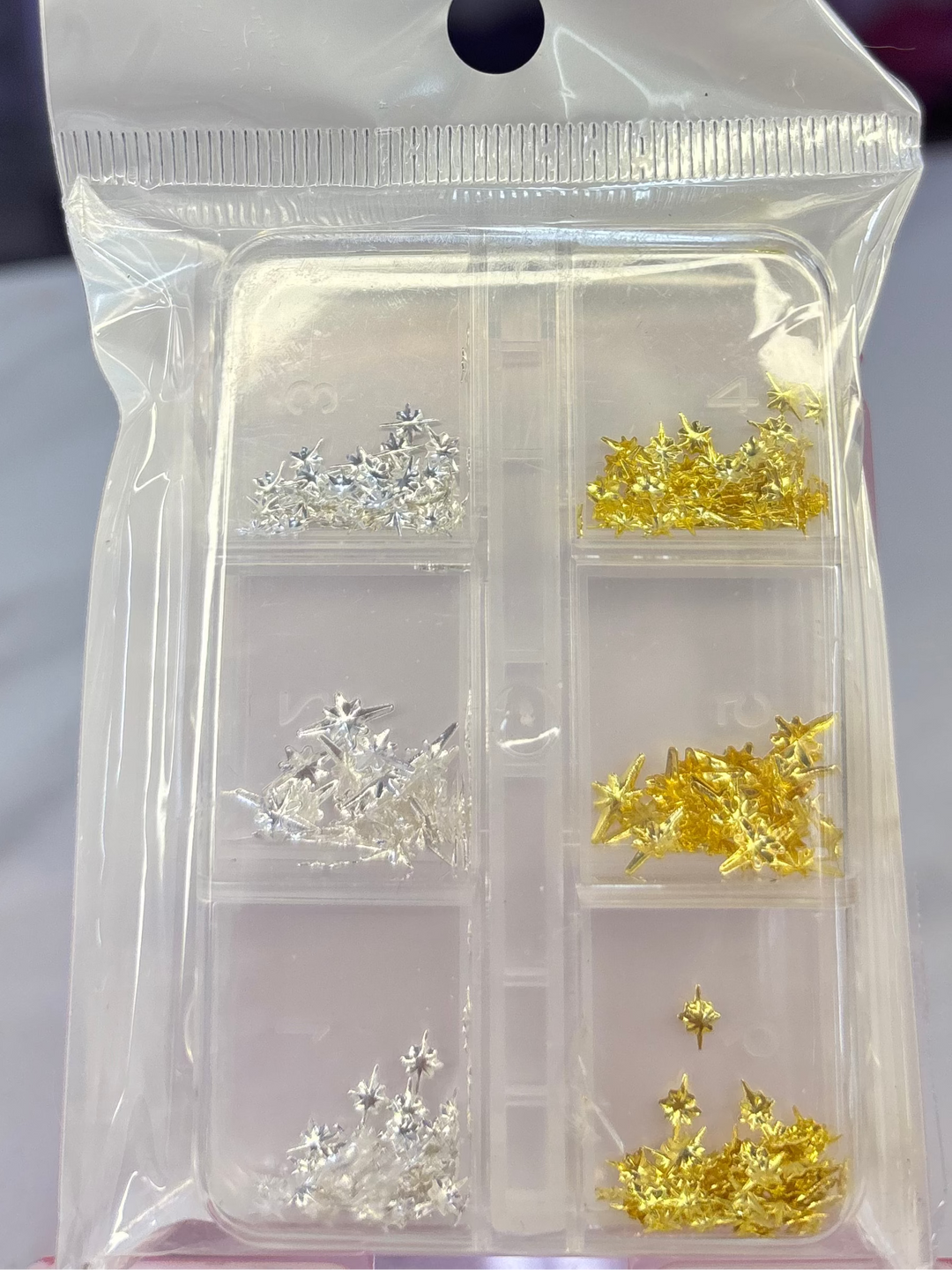 SILVER AND GOLD START DECORATION