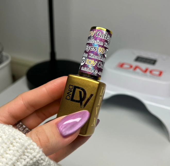 DND CAT EYE GEL #9 PURPLE