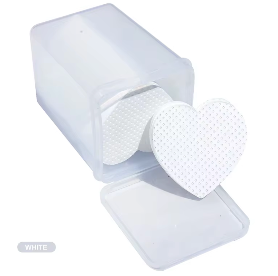 WHITE HEART SHAPE LINT FREE WIPES