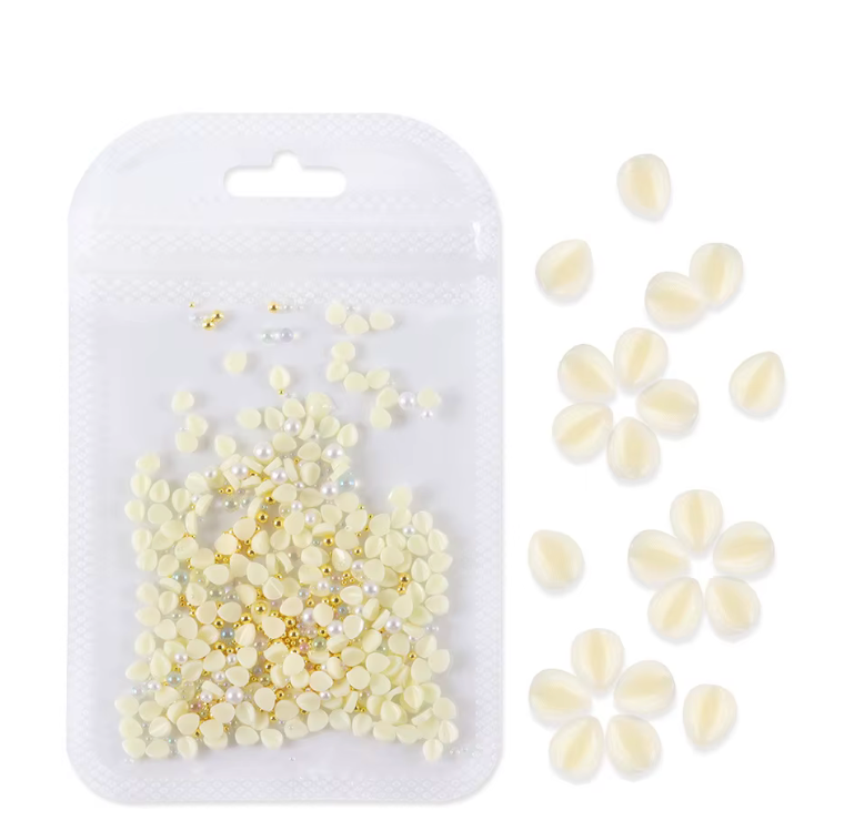 YELLOW INDIVIDUAL 3D FLOWER PETALS
