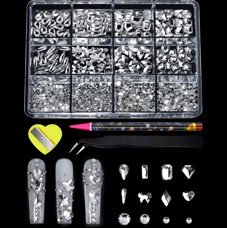 CRYSTAL CLEAR 12 GRID RHINESTONE SET