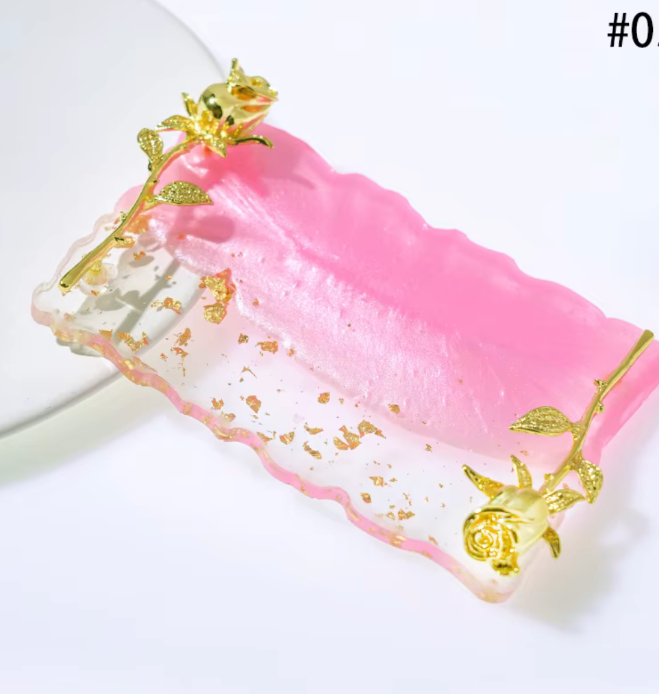 PINK AND GOLD RESIN PAINT PALLET